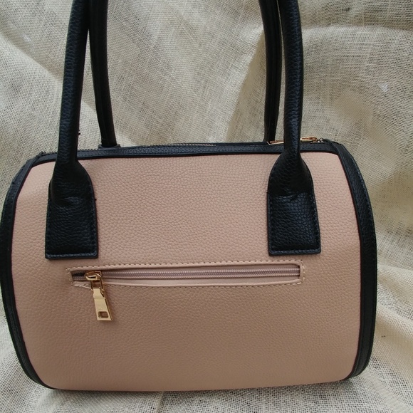 Wilson Leather Black Rivet Tan Handbag - Picture 5 of 7